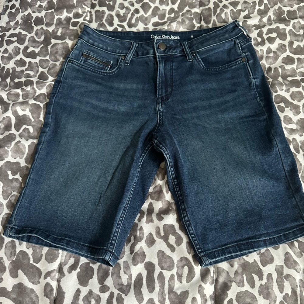 Calvin Klein denim 'City shorts' sz 8